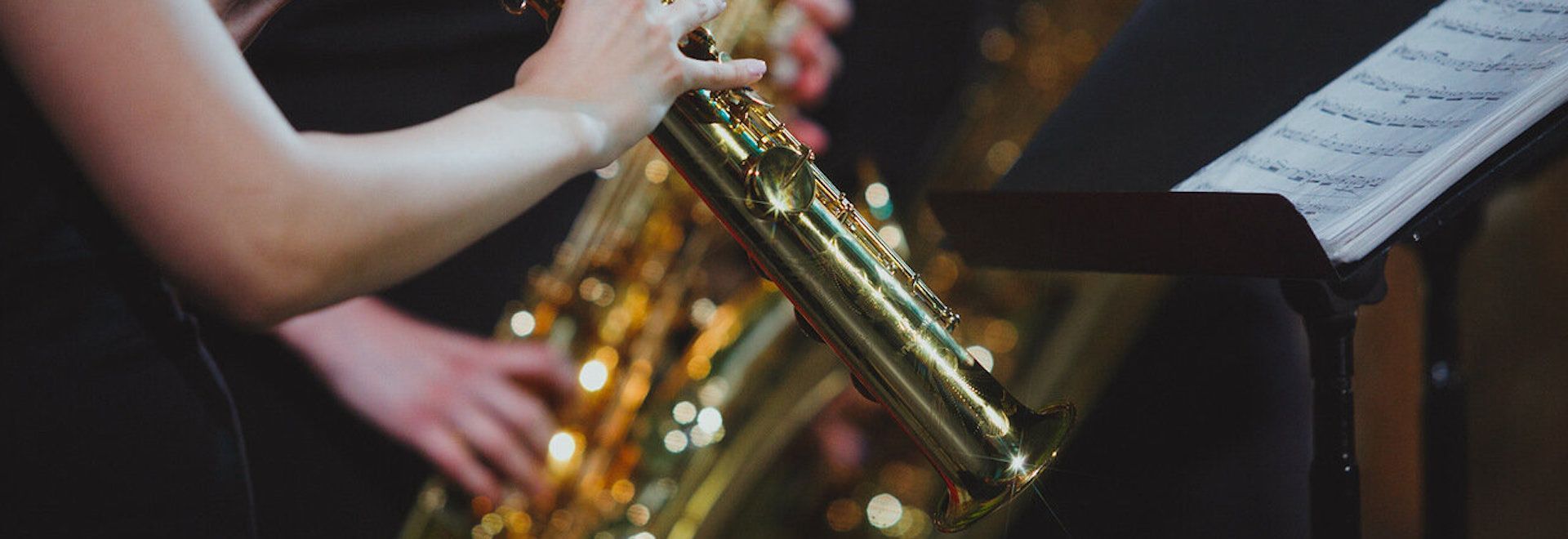 «Концерт при свечах. От Баха до Scorpions»: классический концерт 10 октября 2025 в 18:00 в Москве