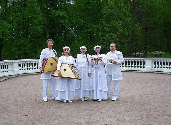 Ансамбль солистов «Волшебные струны»  