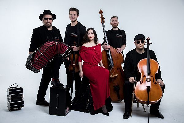 «Мистериозо танго оркестр»